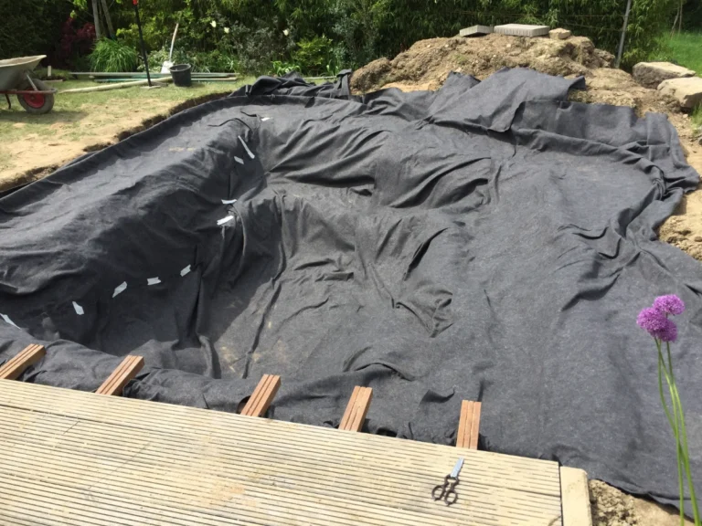 Bagaimana Proses Pembuatan Geomembrane - Geomembrane Kolam Koi